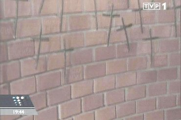 Specjalne wydanie głównych "Wiadomości" 13 grudnia 2006 roku - 25. rocznica ogłoszenia stanu wojennego.
www.TVPmaniak.tv.pl #tvp #tvp1 #wiadomości #gawryluk #dorota #StanWojenny #tvpmaniak