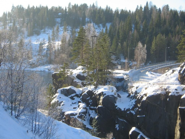 Piekno Norwegii #Norwegia #natura #słonce #zima #śnieg #woda #rzeka #drzewa
