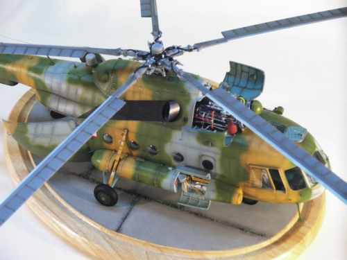 Mi-17, Trumpeter - skala 1/35