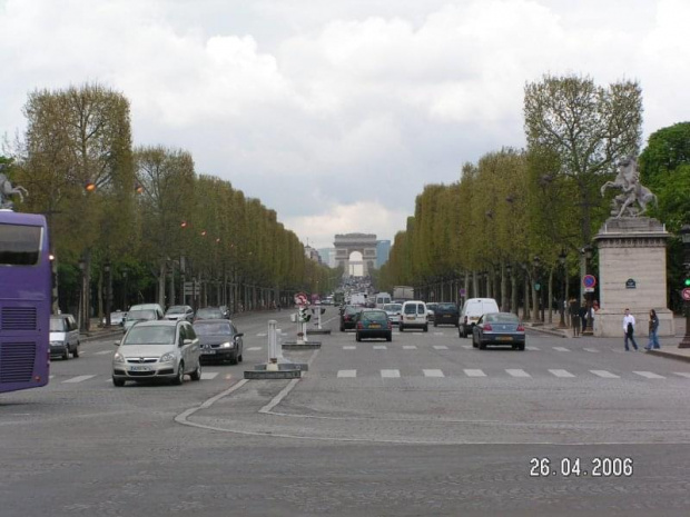 Paryż av.Champs de Elysees oraz nowoczesna dzielnica La Defense