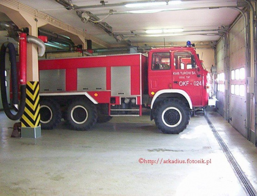 Samochód gaśniczy terenowy STAR 266 na wyposażeniu Zakładowej Zawodowej Straży Pożarnej przy Kopalni Wegla Brunatnego '' TURÓW''
-------
Fot- Maciek Kle