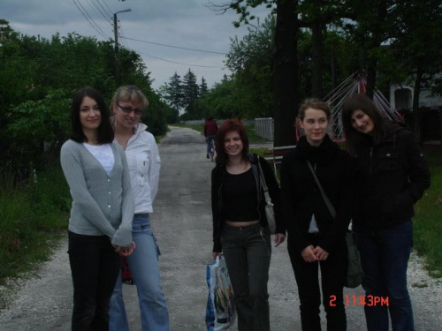Martyna, Karolina, Ola, Paulina, Ja. po 18-stce