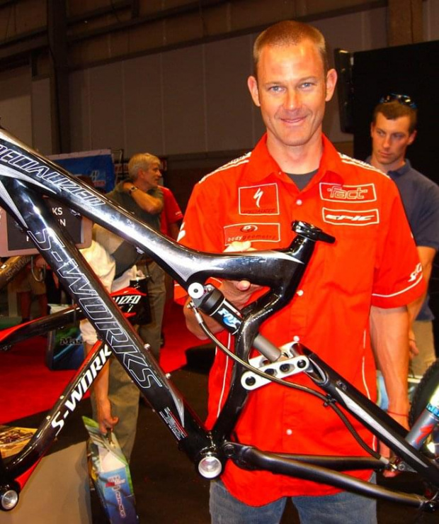 Kevin Fraks present: Specialized StumpJumper Carbon 2006 Frame.