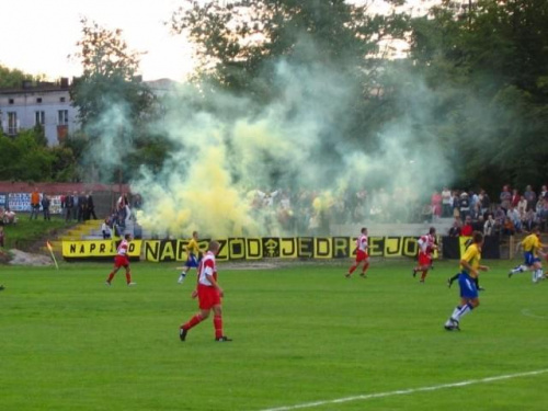 NAPRZÓD JĘDRZEJÓW -Piaskowianka 2004r