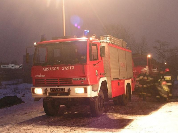 SRt Steyr 13s21 należący do JRG Bytom. Zdjęcie zostało wykonane w czasie akcji ratowniczej na terenie byłej KWK Miechowice.
Foto: swendi