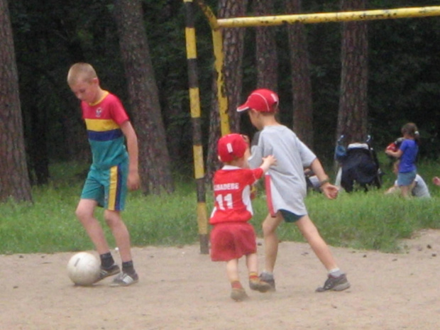 mecz w parku #zabawa #mecz #dzieci